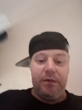 yoursextoy83 online show from March 9, 12:59 am