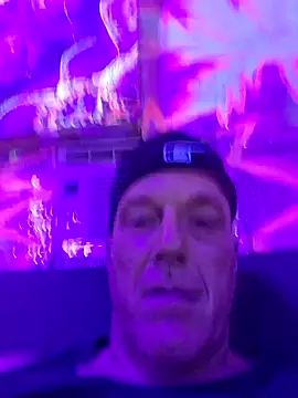 drednasty online show from April 28, 2:27 am