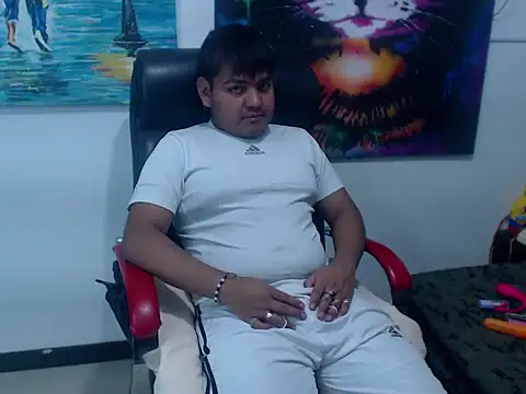 XNoahDeepThroatX online show from March 17, 4:48 am