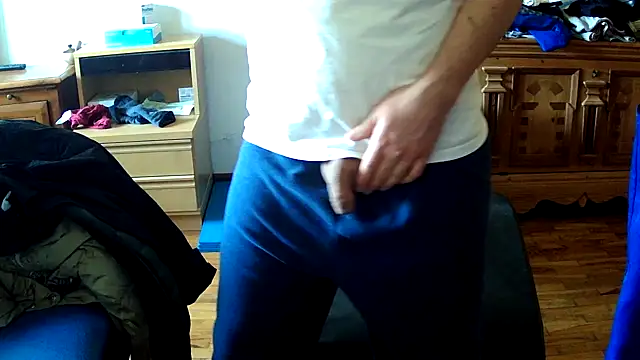 YoUnGbOy2018 online show from March 20, 8:29 am