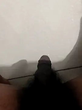 ishan Singh1 online show from March 28, 3:12 pm