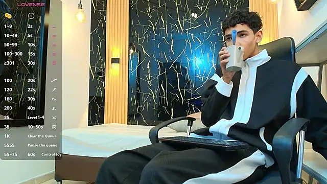 ValeriHot 1 online show from April 5, 3:03 am