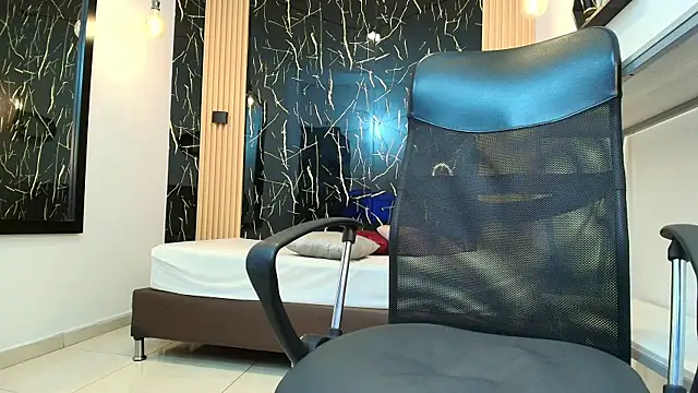 ValeriHot 1 online show from April 9, 6:19 am