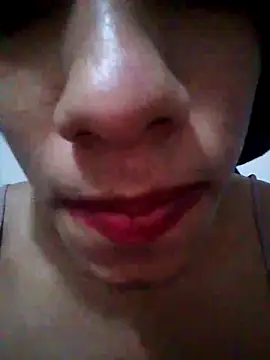 nilakshiperera0 online show from March 7, 7:00 pm