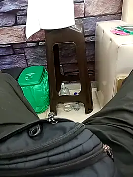 TommyyFoxx online show from April 22, 5:18 pm