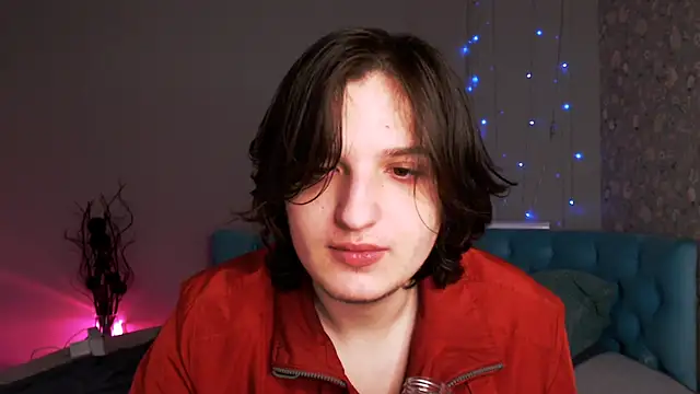 delalex online show from March 29, 12:11 am