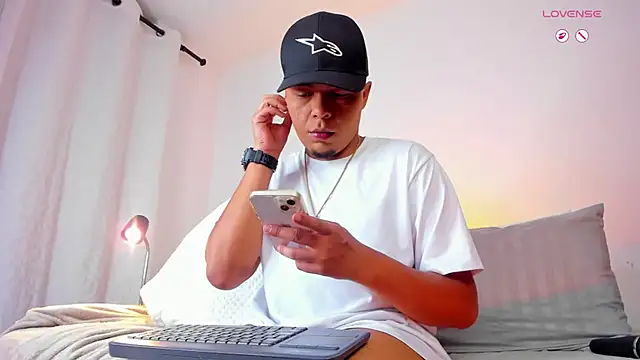 Randdy 333 online show from August 3, 1:59 am