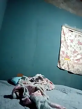 putinha1745 online show from March 13, 8:11 am