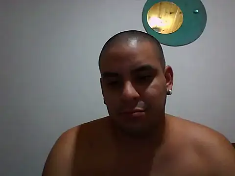 Matiasadventurexxx online show from March 11, 10:50 pm