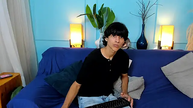 Cheys Mast online show from March 22, 7:30 pm