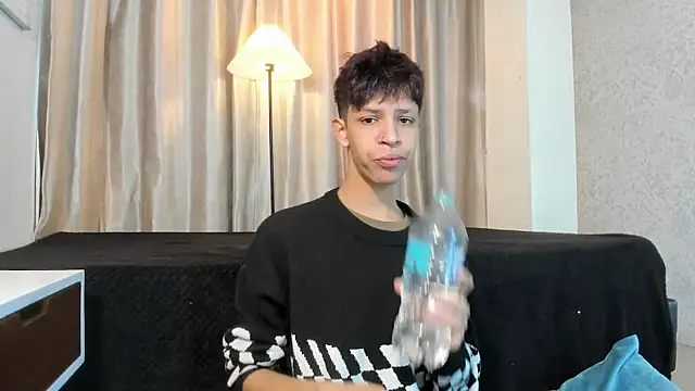 Ethan qop online show from May 30, 11:43 am