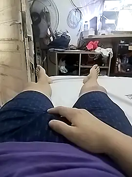 gato01020 online show from March 16, 3:38 pm