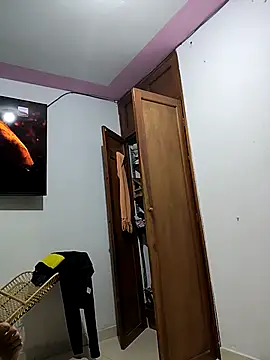 NEKAVELASQUEZ online show from March 17, 3:09 am