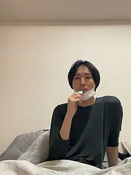 youta200 online show from June 6, 7:47 am