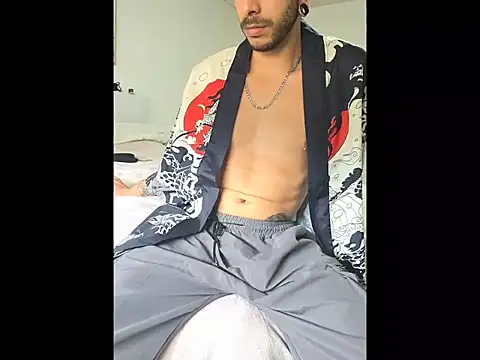 ThaWolfxx online show from April 5, 3:25 am