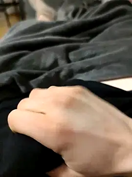 DickHe4d20 online show from March 23, 10:27 pm