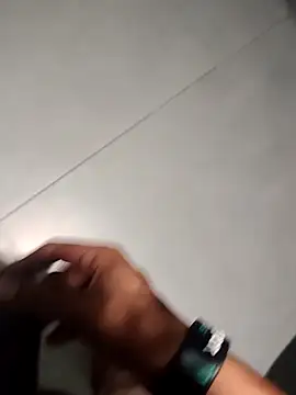 luck00y online show from April 6, 5:41 am