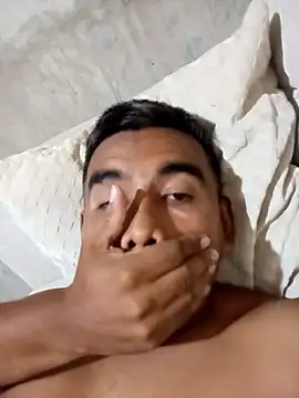 Kaleth1  online show from April 2, 2:42 am