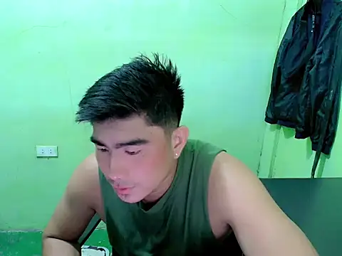 Hunkfireman online show from April 29, 2:38 am