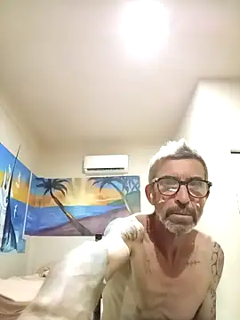 chris-sbh11 online show from April 26, 1:03 am