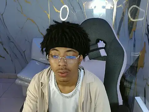 velvetcouple x online show from May 21, 6:34 pm
