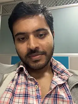 Sweetloverr28 online show from April 27, 7:08 pm