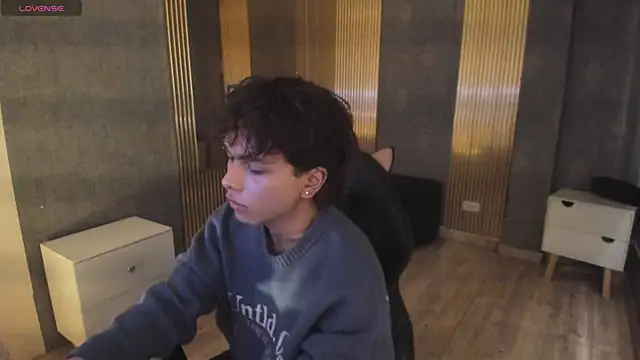 Elian tay online show from April 6, 1:45 pm