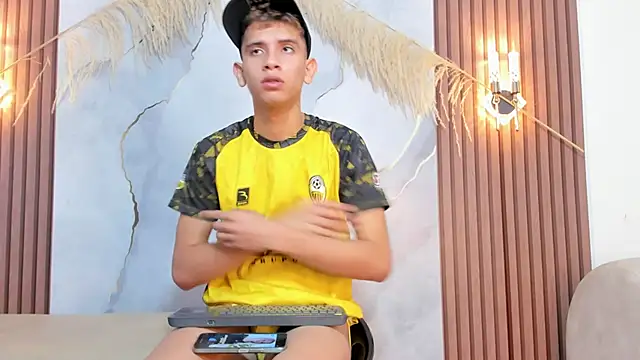 Ethanhot os online show from May 1, 9:06 pm