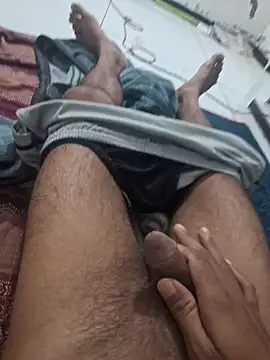 hotsexyboy113342 online show from April 11, 12:51 am