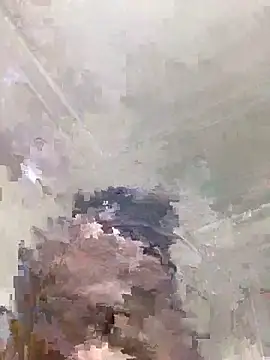 256736 online show from April 8, 4:49 pm