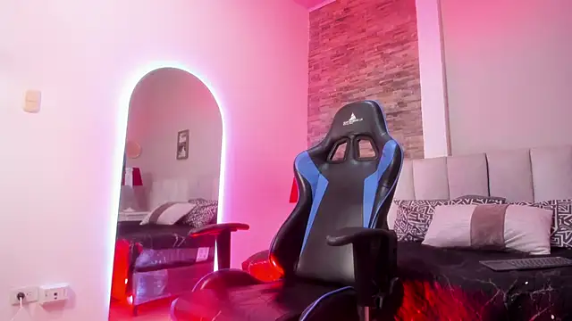 cero khalifa online show from April 10, 10:06 pm