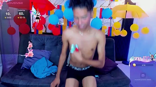 triiangel latinboy online show from June 24, 12:30 pm