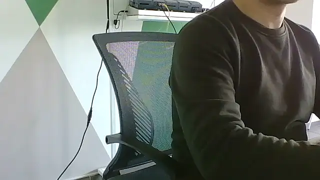 brunosso85ita online show from April 17, 7:44 am