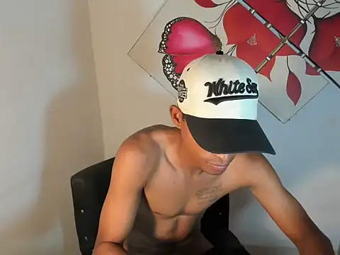 ozunabigcock online show from April 12, 7:54 am