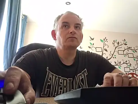 Piotr481 online show from May 2, 10:51 am