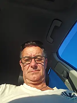 loulouferrari online show from May 31, 7:04 pm