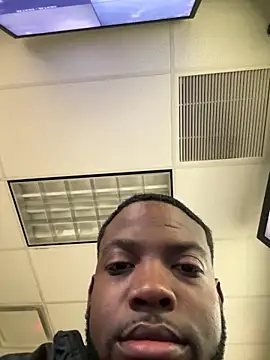 blackdiesel0 online show from April 18, 3:19 am