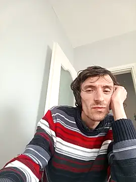 ince292929 online show from April 16, 9:09 am