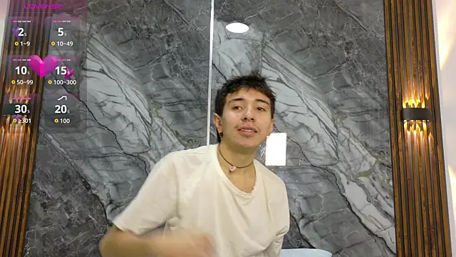 NoahWalker   online show from July 2, 11:05 am