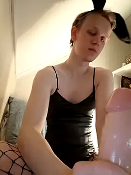 femboy066 online show from May 13, 9:01 pm