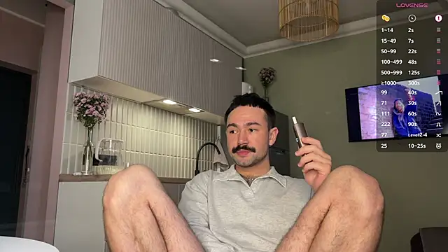 enenenu online show from April 18, 4:58 am