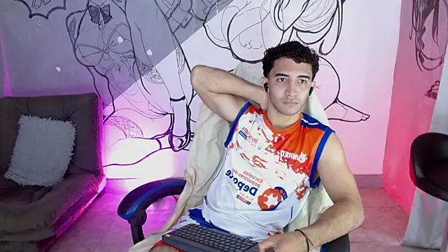caius bigcock1 online show from May 30, 12:38 pm