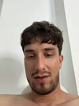 Juego Secreto online show from April 25, 2:58 pm