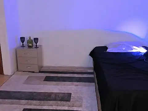 sant wahlberg online show from June 25, 5:12 am