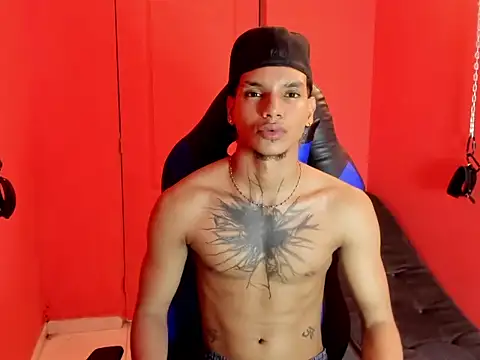kai storm77 online show from May 18, 3:13 am