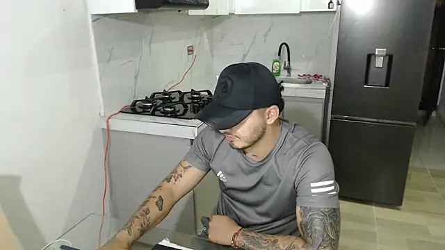Thiago 420 online show from June 23, 3:33 am