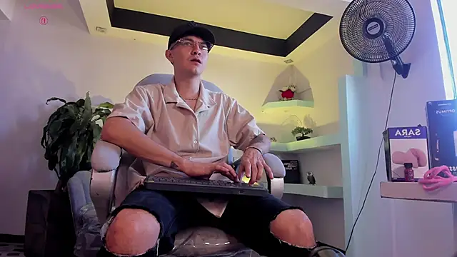 Diamondss 1 online show from June 27, 12:44 pm