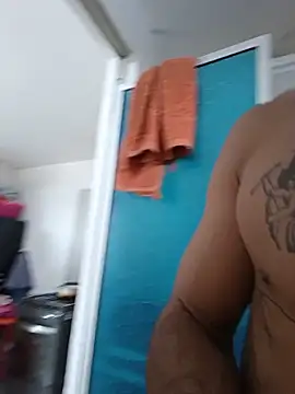 Ryan 04 online show from June 22, 5:39 pm