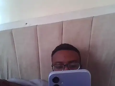 freakyboy255 online show from July 23, 9:39 am