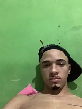 izaqueusilxxx online show from July 23, 8:39 pm